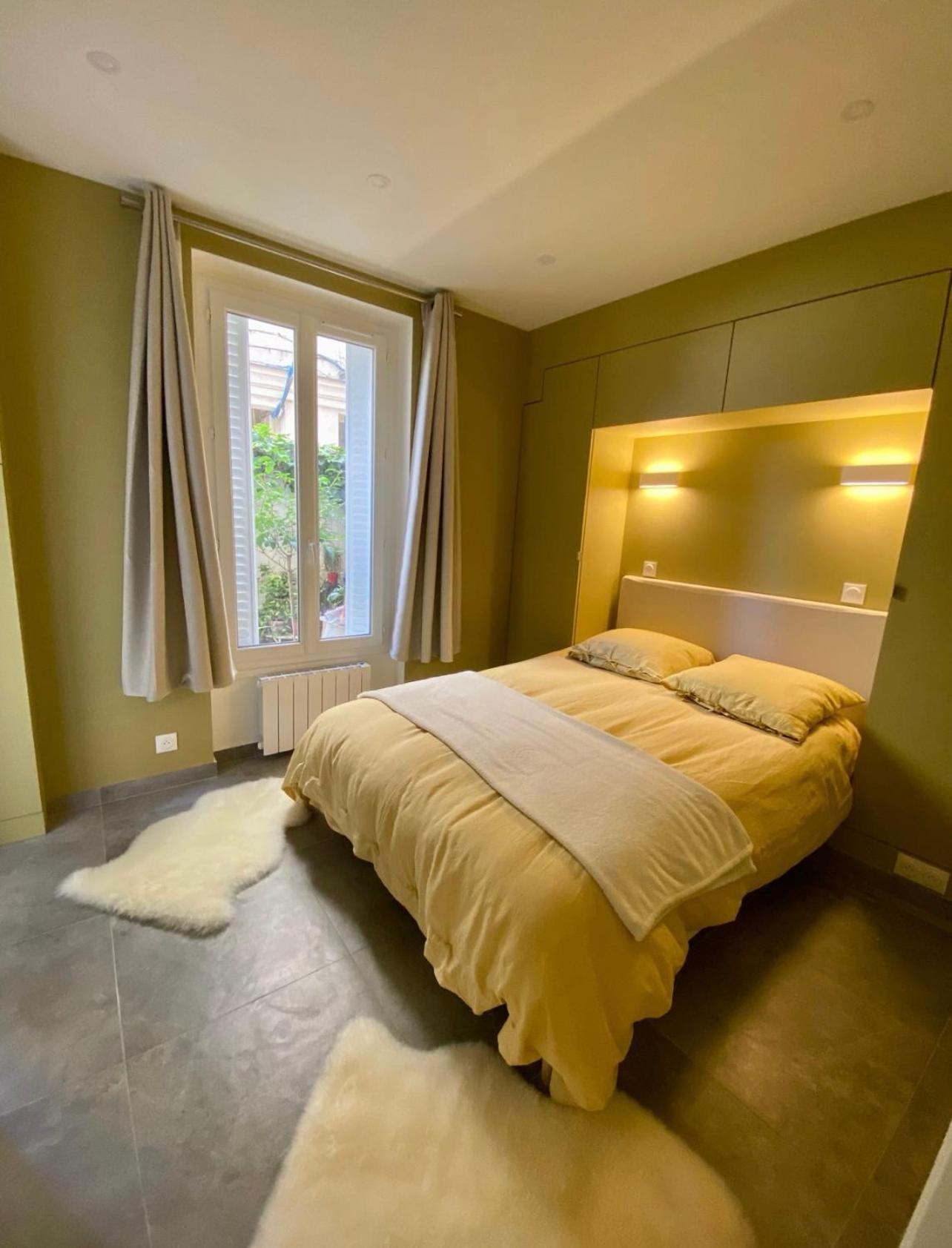 Chez Les Artistes De Menilmontant Apartment Париж Екстериор снимка